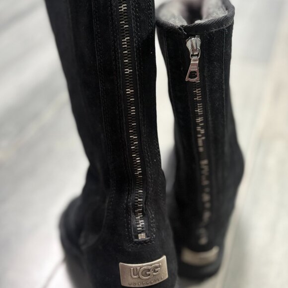 UGG Knightsbridge Tall Suede Shearling Lined Back Zip Boots Black Size 8 - Picture 2 of 13